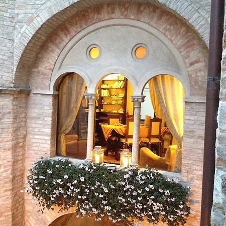 Villa Palazzetto Bentivoglio Sassoferrato Exterior foto