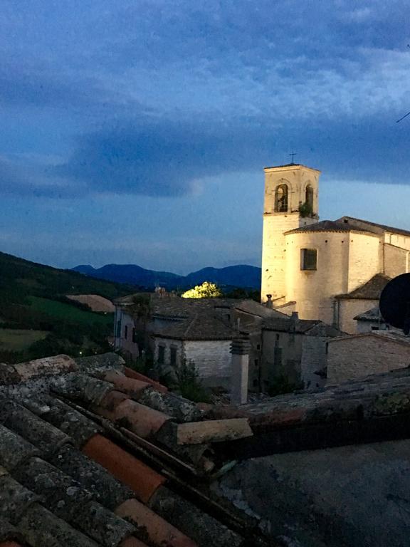 Villa Palazzetto Bentivoglio Sassoferrato Exterior foto